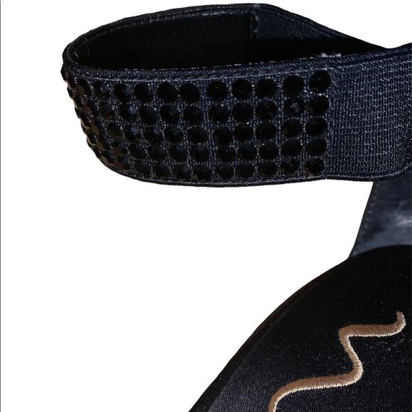 Nina Heels  - Picture 5 of 8